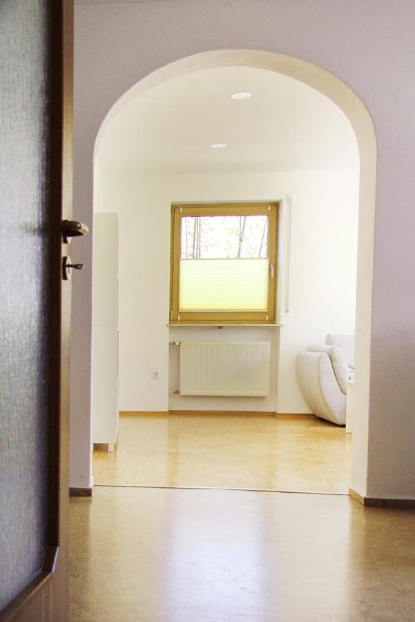 Schoene Helle Ferienwohnung In Waldnaehe Berching Extérieur photo